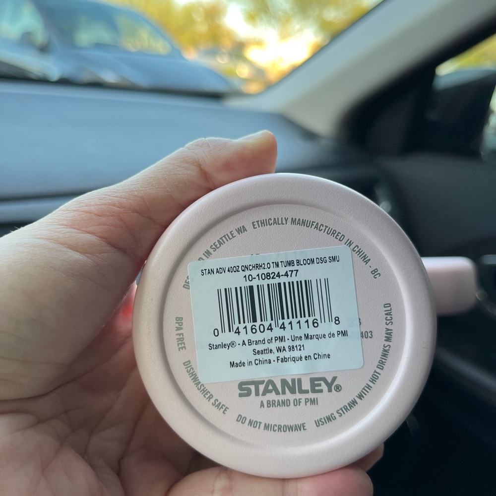 Stanley Tumbler 40 oz color bloom light pink + FREE pouch & one straw cover cap - Picture 5 of 6